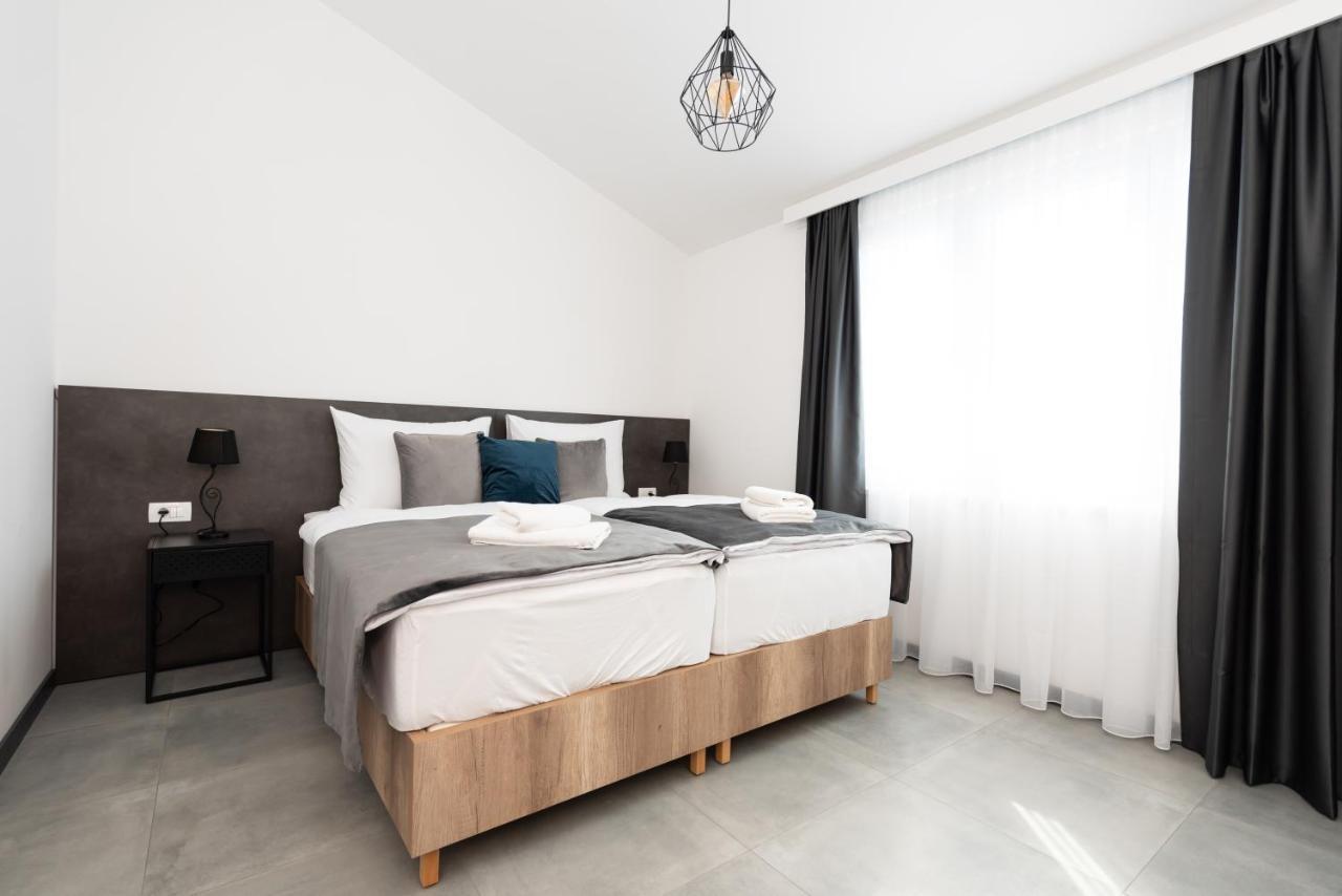 Kapov'S Rooms Kaštela Εξωτερικό φωτογραφία