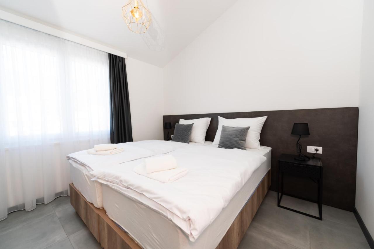 Kapov'S Rooms Kaštela Εξωτερικό φωτογραφία