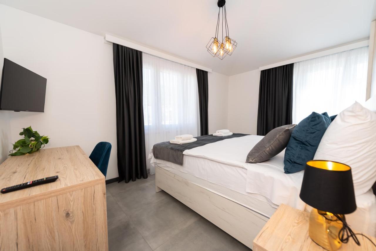 Kapov'S Rooms Kaštela Εξωτερικό φωτογραφία